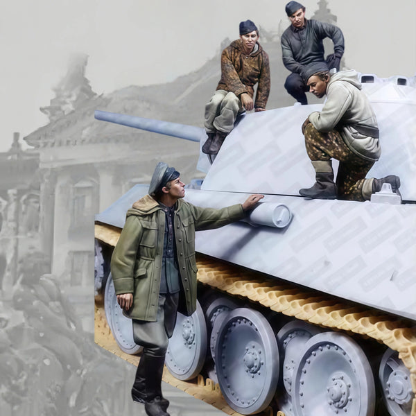1/35 WWII German Panzer Crew Commanding, 4 Figures, Resin Model Figure Kit, Unassembled and Unpainted