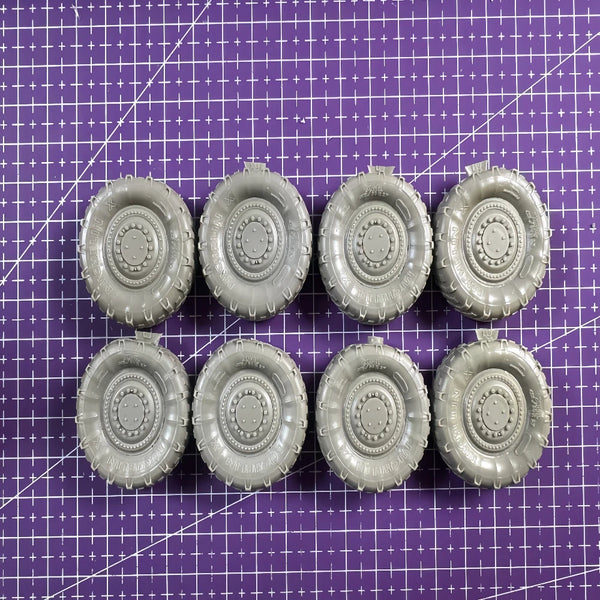 1/35 WWII Replacement Tires, Resin Model Accessory Kit, Unpainted