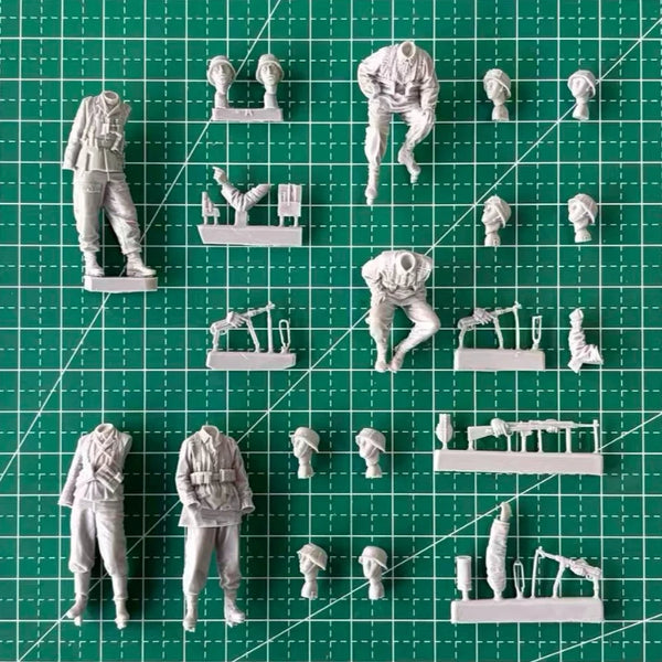1/35 Modern Military Desert Patrol, 5 Figures, Resin Model Figure Kit, Unassembled and Unpainted