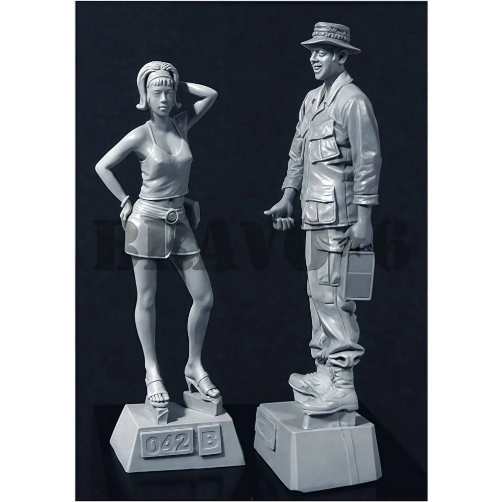 1/35 Vietnam War American Soldier & Vietnamese Girl, 2 Figures, Resin Model Figure Kit, Unassembled and Unpainted