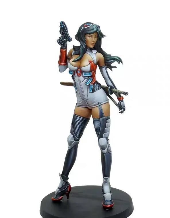 1/20 Female Warrior with Plasma Weapons, Resin Model Figure Kit, Fantasy Theme, Unassembled and Unpainted