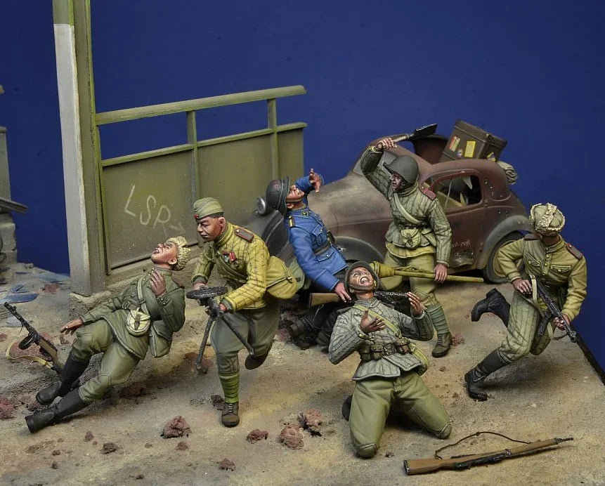 1/35 WWII German Berlin Combat, 6 Figures, Resin Model Figure Kit, Unassembled and Unpainted