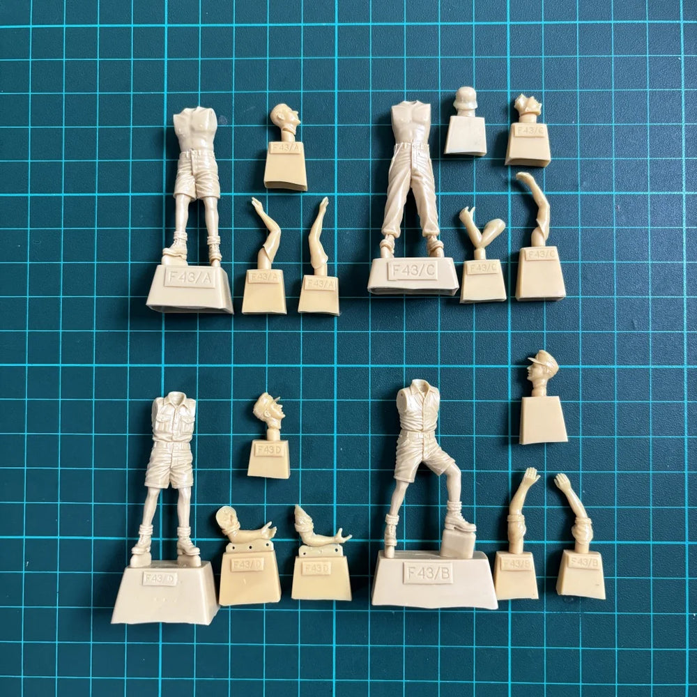 1/35 WWII German Afrika Korps Artillery Crew, 4 Figures, Resin Model Figure Kit, Unassembled and Unpainted