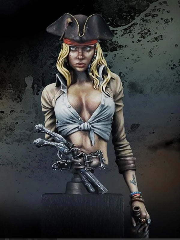1/10 Female Pirate Privateer, Resin Model Bust Kit, Unassembled and Unpainted
