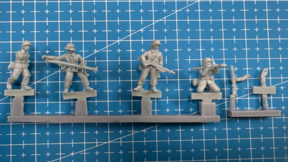 1/72 Modern Infantry Squad with Machine Gunner, 5 Figures, Resin Model Figure Kit, Unassembled and Unpainted