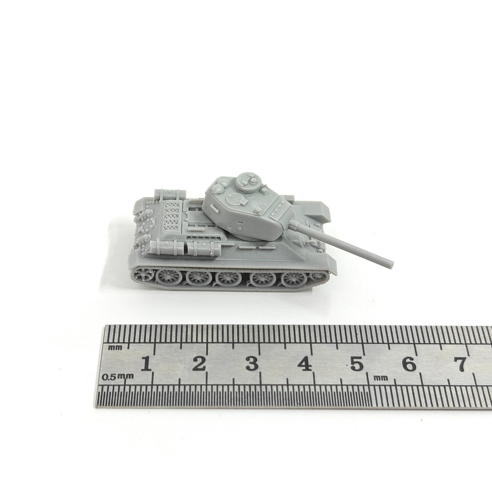 1/144 WWII T-34-85 Soviet Medium Tank, Resin Model Vehicle Kit, Unassembled and Unpainted