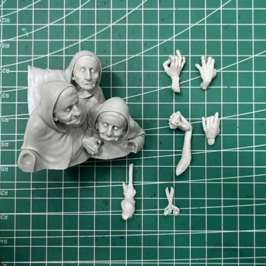 1/12 Three Grannies, 3 Figures, Resin Model Figure Kit, Anime Theme, Unassembled and Unpainted