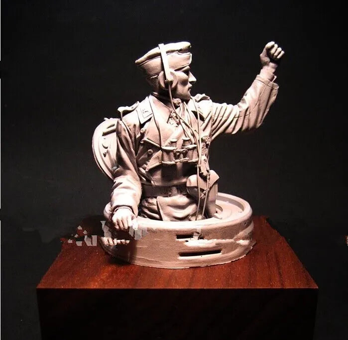1/16 WWI Military Officer, Resin Model Bust Kit, Unassembled and Unpainted