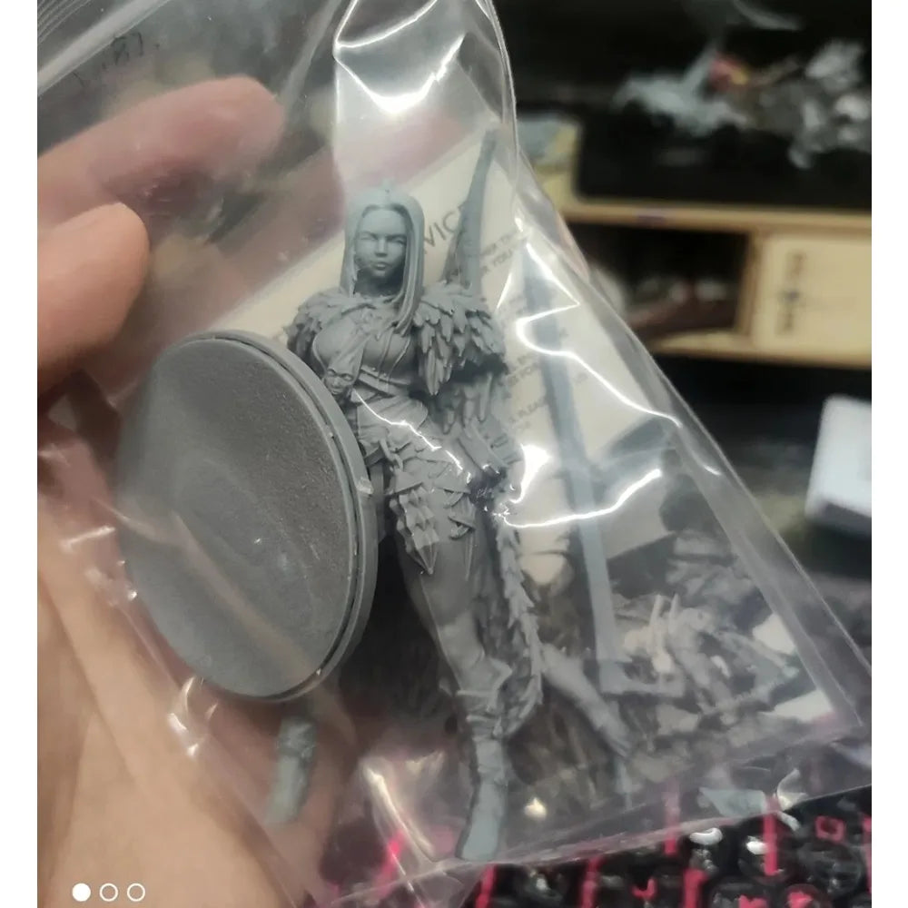 75mm Female Warrior with Feathered Pauldrons, Resin Model Figure Kit, Fantasy Theme, Unassembled and Unpainted