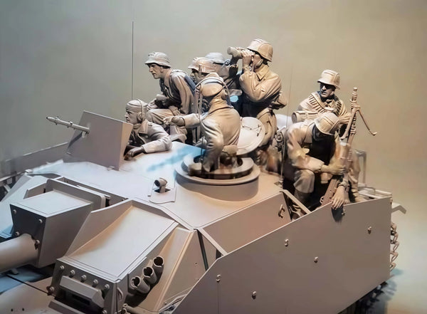 1/16 WWII German Tank Crew Soldiers, 8 Figures, Resin Model Figure Kit, Unassembled and Unpainted