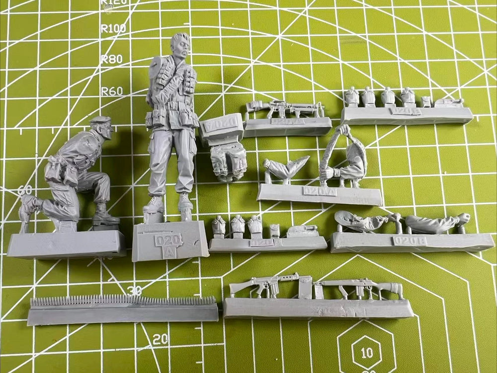 1/35 WWII Japanese Jungle Combat, 5 Figures, Resin Model Figure Kit, Unassembled and Unpainted
