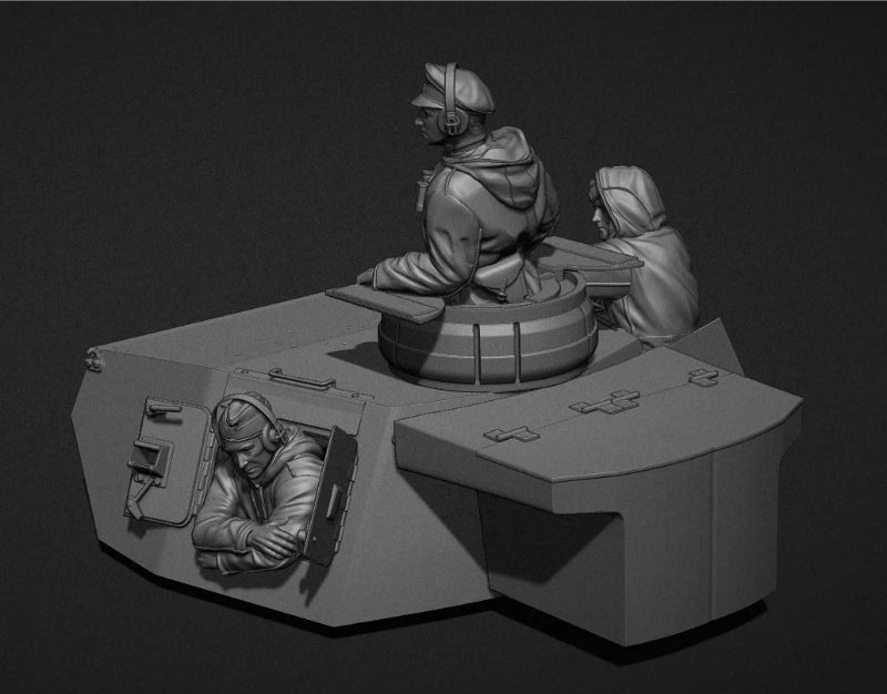 1/35 WWII German Winter Turret Crew, 3 Figures, Resin Model Figure Kit, Unassembled and Unpainted