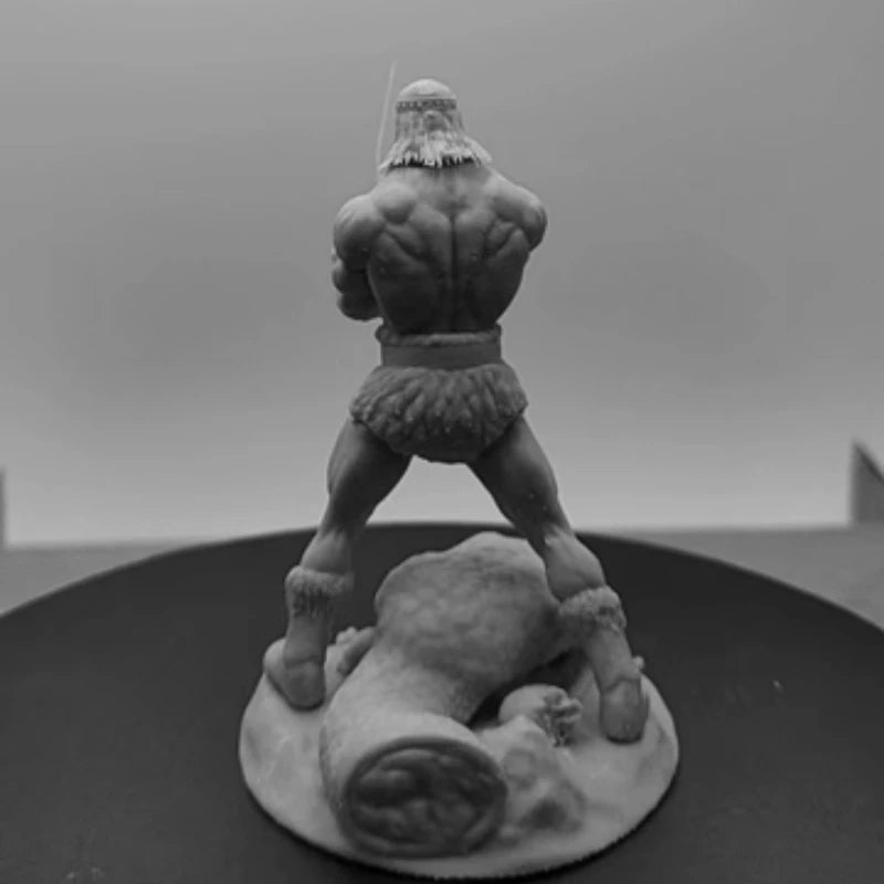 1/24 Barbarian Warrior with Sword and Beast Skull Base, Resin Model Figure Kit, Fantasy Theme, Unassembled and Unpainted
