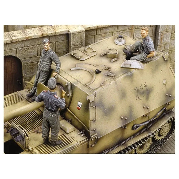 1/35 WWII German Armored Crew, 5 Figures, Resin Model Figure Kit, Unassembled and Unpainted