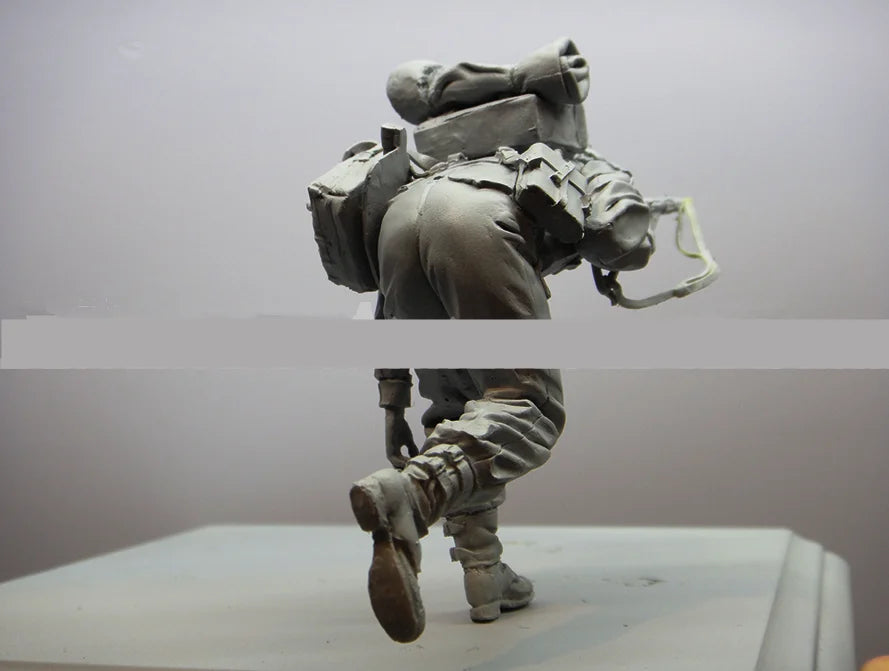 1/16 Modern Special Forces Archer, Resin Model Figure Kit, Unassembled and Unpainted