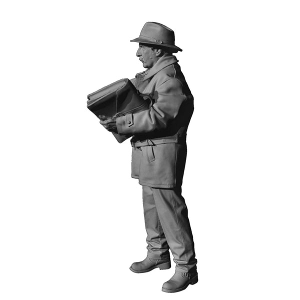 1/35 Vintage Civilian Businessman, Resin Model Figure Kit, Historical Theme, Unassembled and Unpainted
