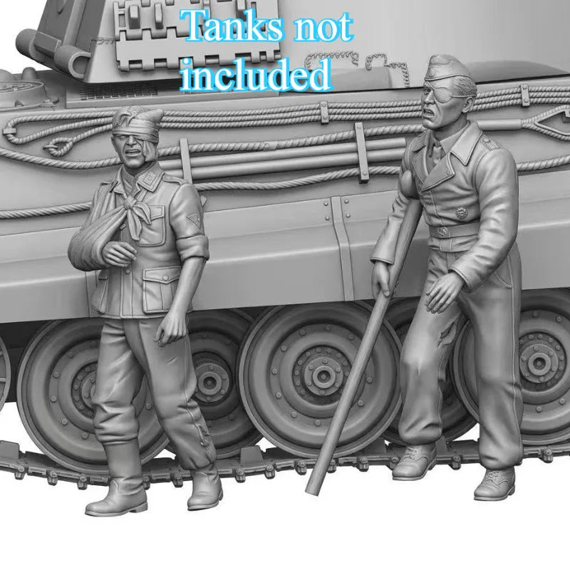 1/35 WWII Injured Soldiers, 2 Figures, Resin Model Diorama Kit, Unassembled and Unpainted