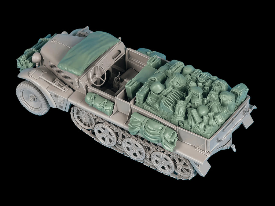 WWII German Sd.Kfz. 10 Halftrack with Crew and Cargo 1/35 Resin Vehicle Kit - resin model view 2