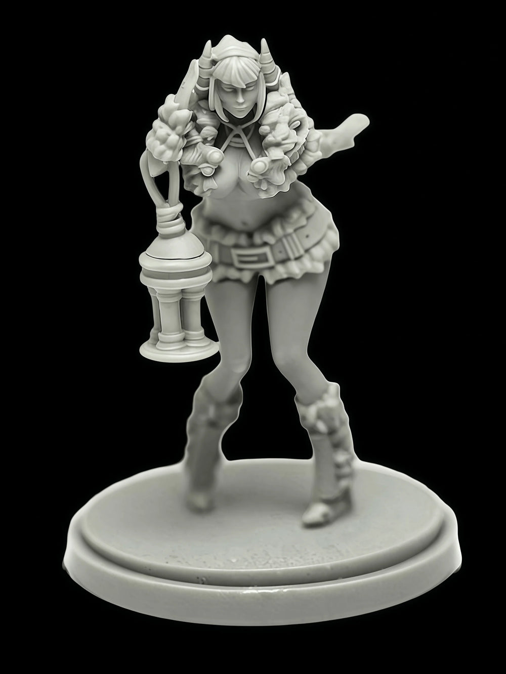 40mm Ornate Armored Female, Resin Model Figure Kit, Fantasy Theme, Unassembled and Unpainted