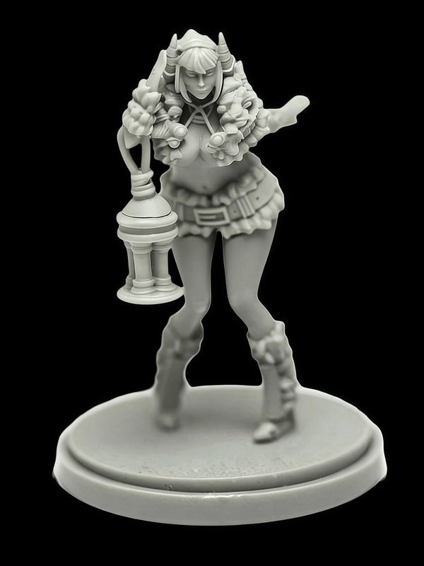 40mm Ornate Armored Female, Resin Model Figure Kit, Fantasy Theme, Unassembled and Unpainted