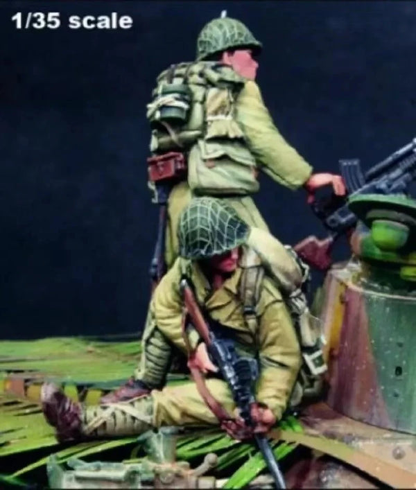 1/35 WWII German Assault Troops Scaling Fortification, 2 Figures, Resin Model Figure Kit, Unassembled and Unpainted