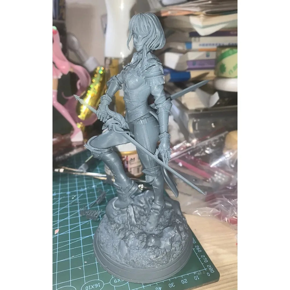 150mm Swordwoman, Resin Model Figure Kit, Fantasy Theme, Unassembled and Unpainted