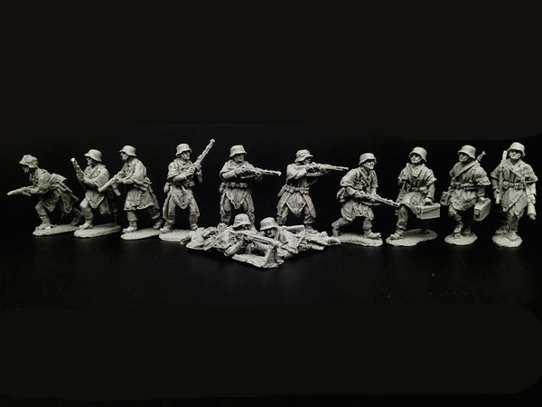 1/72 Modern German Infantry Squad with Casualties, 12 Figures, Resin Model Figure Kit, Unassembled and Unpainted