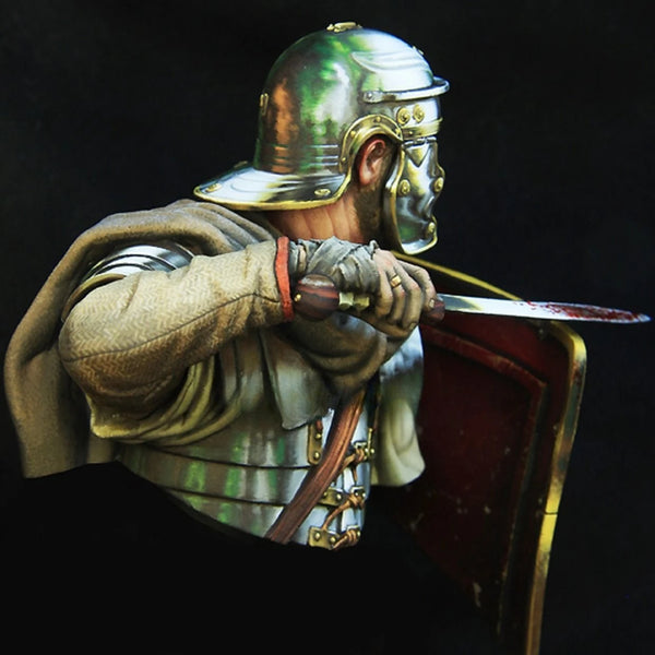 1/10 Ancient Roman Legionary with Imperial Shield, Resin Model Bust Kit, Unassembled and Unpainted