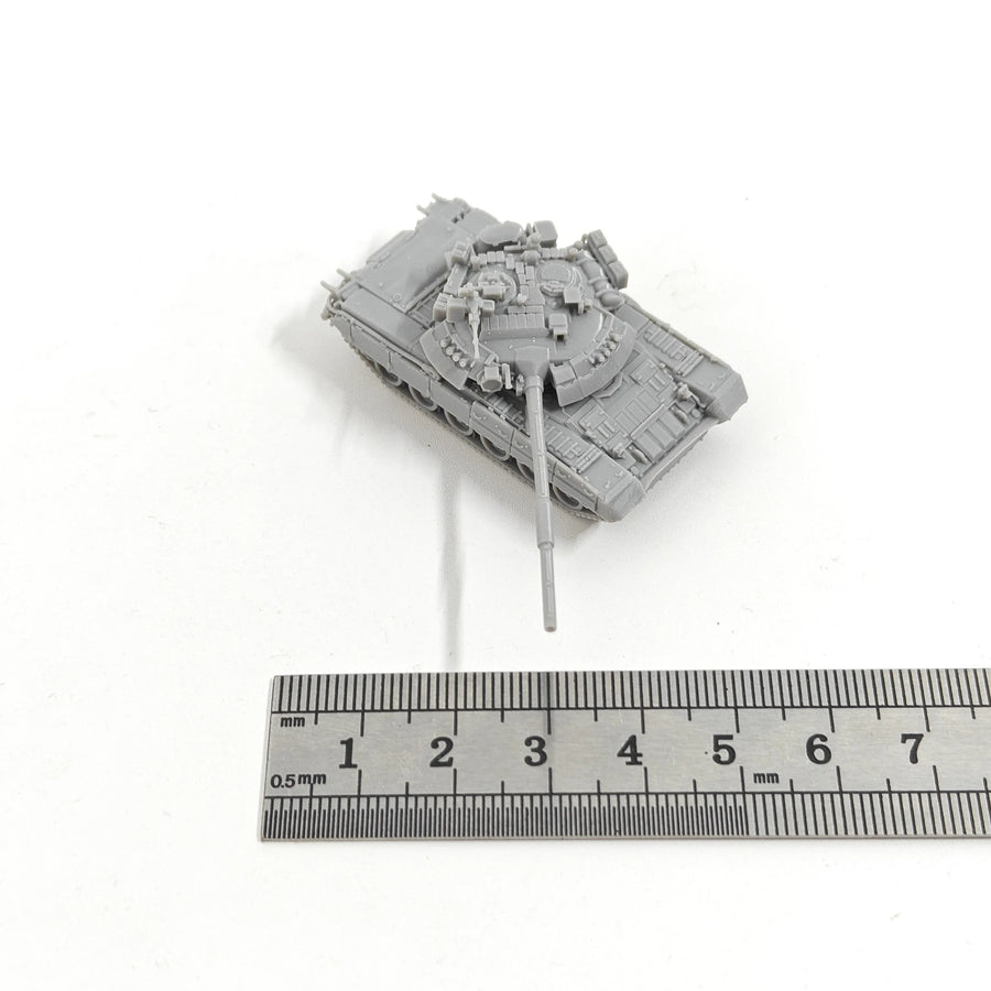 1/144 Scale T-80U Main Battle Tank MODEL KIT