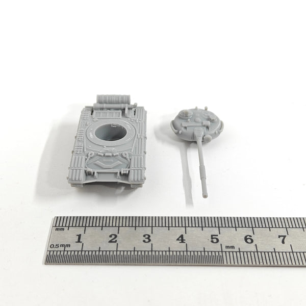 1/144 Cold War Soviet T-64 Main Battle Tank, Resin Model Vehicle Kit, Unassembled and Unpainted