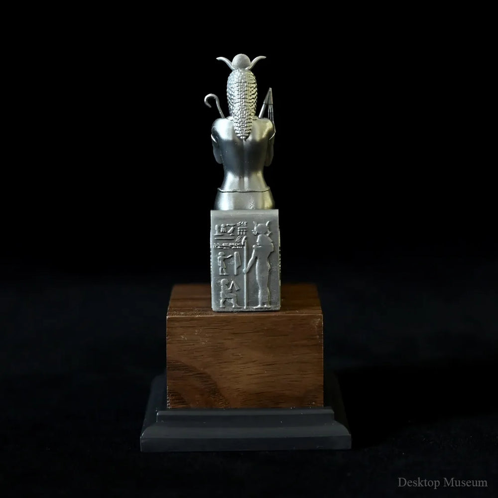 Ancient Pyramid Head Horror Creature, Resin Model Figure Kit, Unassembled and Unpainted