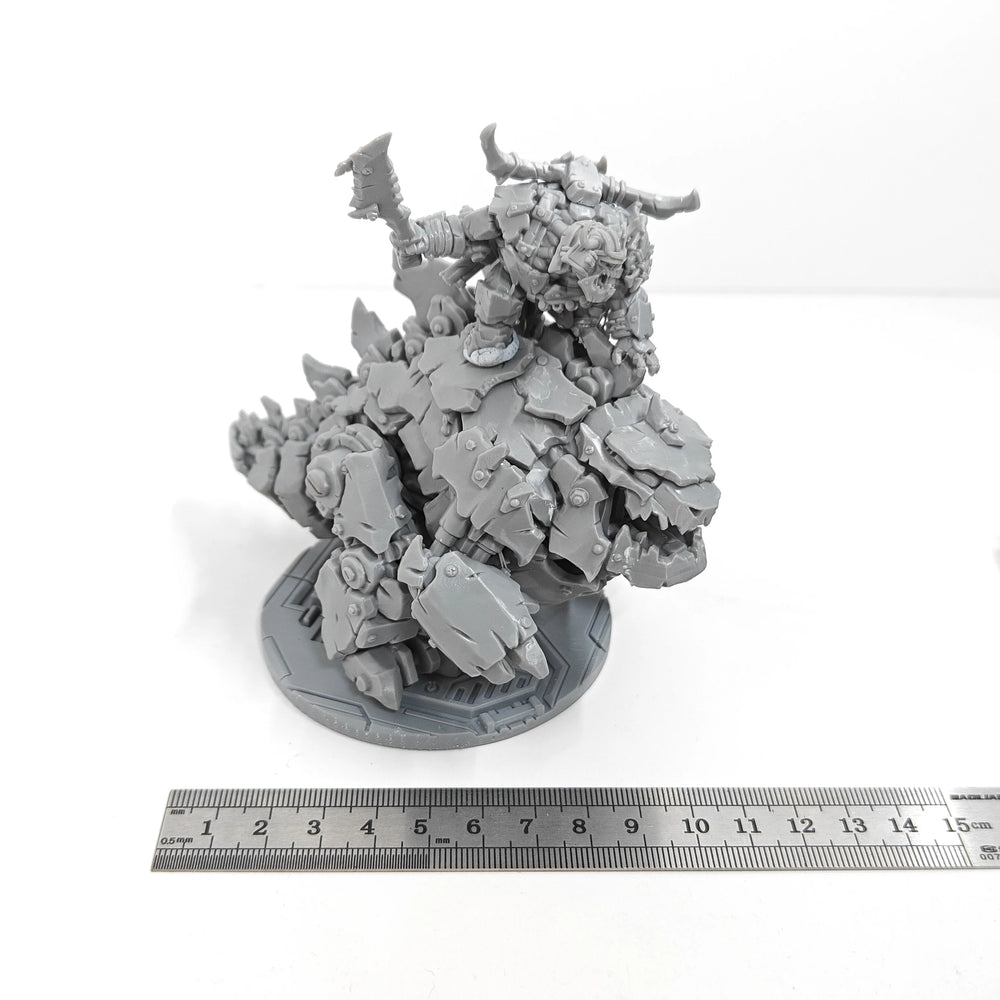 Orc Warlords with Heavy Battle Armor, Resin Model Figure Kit, Fantasy Theme, Unassembled and Unpainted