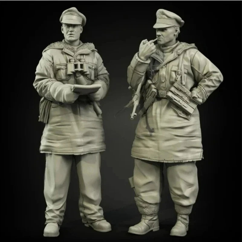 1/35 WWII Officers with Rifles, 2 Figures, Resin Model Figure Kit, Unassembled and Unpainted