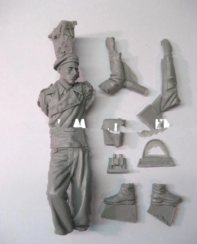WWII German Soldier, Resin Model Figure Kit, Unassembled and Unpainted