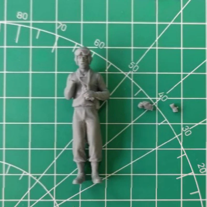 1/35 WWII US Tank Crew Soldier, Resin Model Figure Kit, Unassembled and Unpainted
