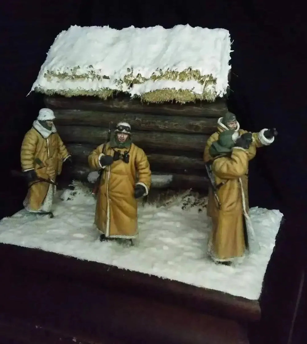 1/35 Medieval Monks & Clerics, 4 Figures, Resin Model Figure Kit, Unassembled and Unpainted