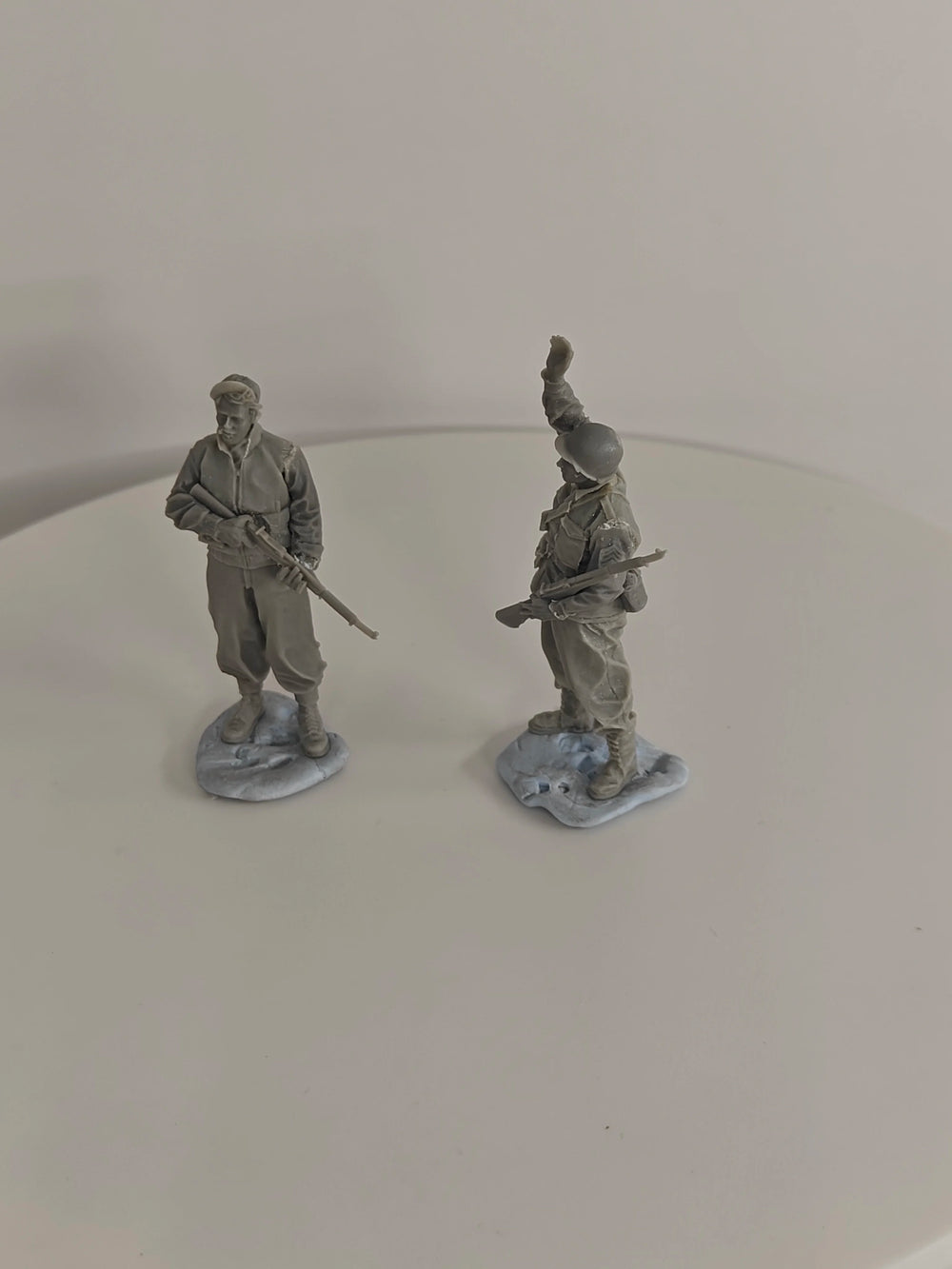 1/35 WWII Infantry in Combat Poses, 6 Figures, Resin Model Figure Kit, Unassembled and Unpainted