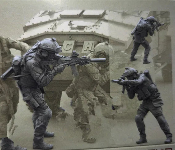 1/35 Modern Tactical Operators in Combat Position, Resin Model Figure Kit, Anime Theme, Unassembled and Unpainted
