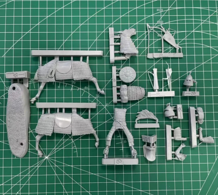 1/32 Medieval Mongolian Cavalry Officer, Resin Model Figure Kit, Unassembled and Unpainted