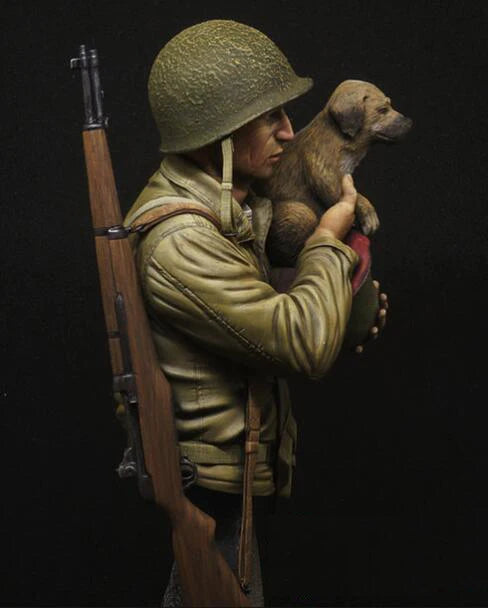 1/9 WWII US Infantry Soldier with Dog, 2 Figures, Resin Model Bust Kit, Unassembled and Unpainted