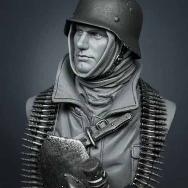 1/10 WWI German Machine Gunner with Ammo Belts, Resin Model Bust Kit, Unassembled and Unpainted