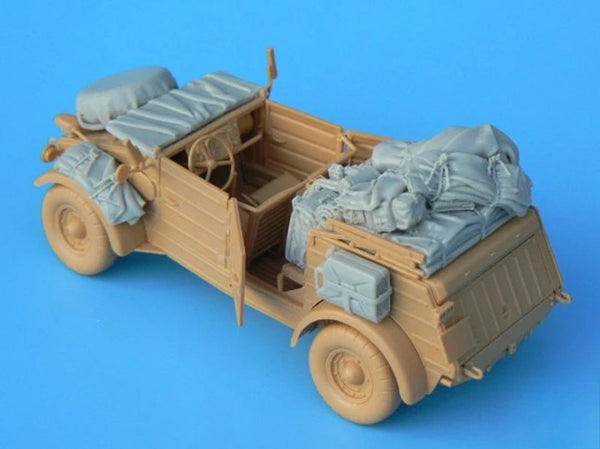 1/35 WWII German Type 82 Truck, Resin Model Vehicle Kit, Unassembled and Unpainted