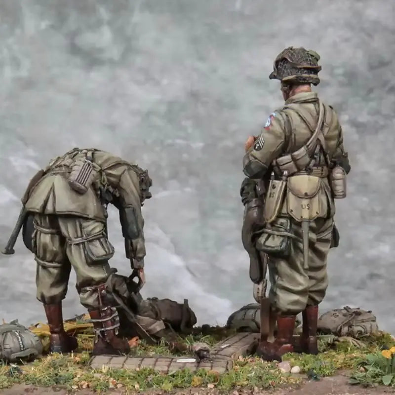 1/35 Modern US Airborne Soldiers, 2 Figures, Resin Model Figure Kit, Unassembled and Unpainted