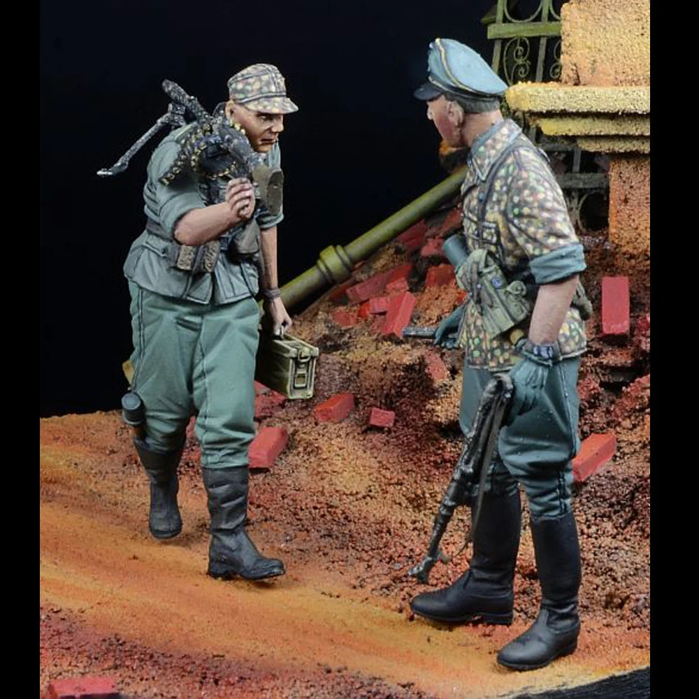 1/35 WWII German Panzerfaust Team, Resin Model Figure Kit, Unassembled and Unpainted
