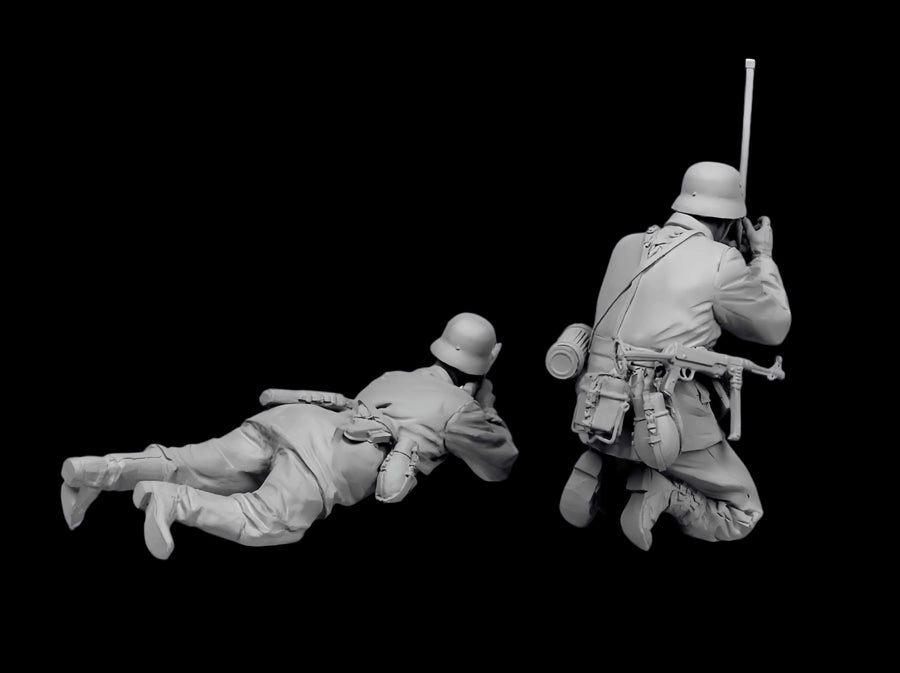 WWII German Panzergrenadier Squad Leader with Sniper 1/35 Resin Figure Set - resin model view 3