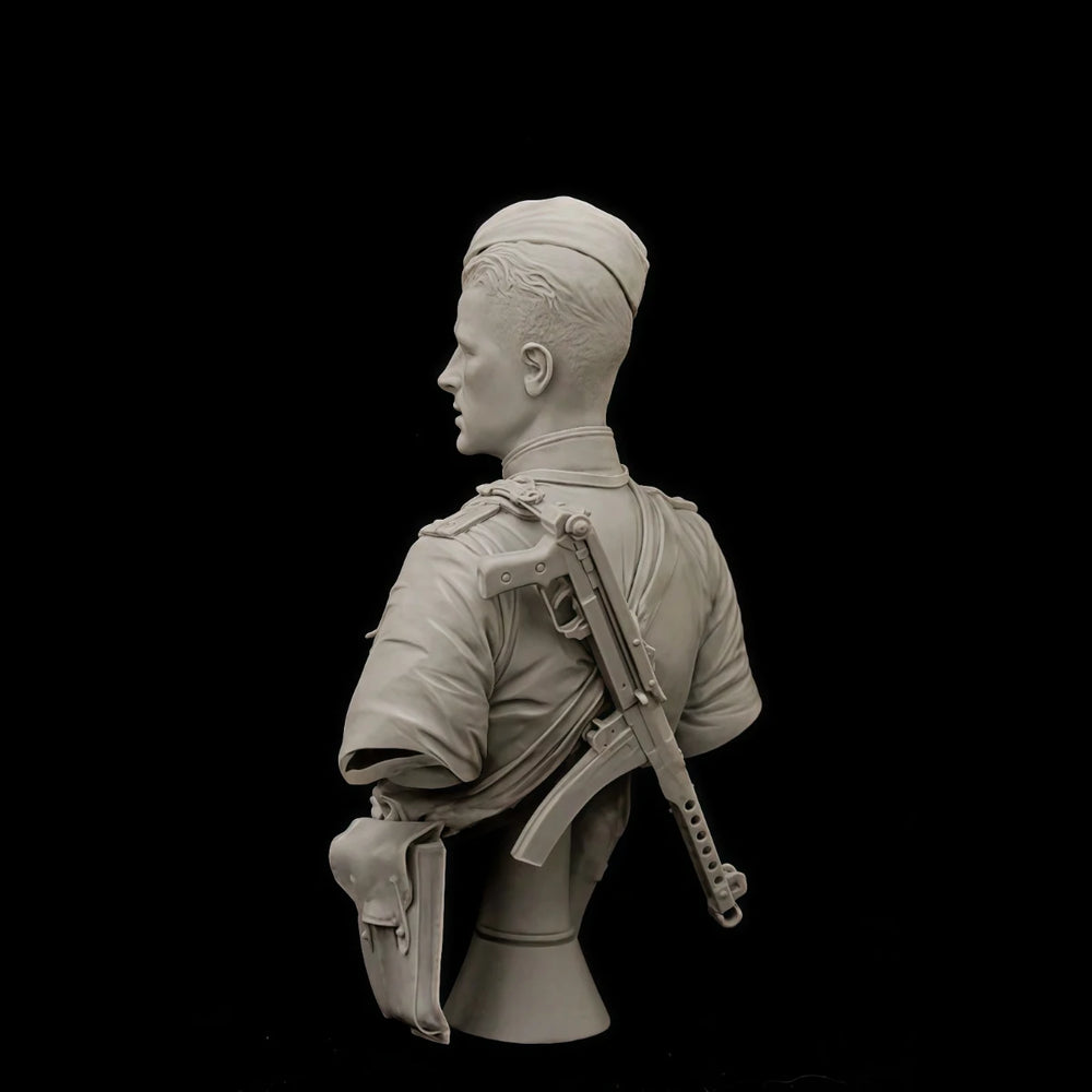 1/10 Cold War Soviet Commander, Resin Model Bust Kit, Unassembled and Unpainted
