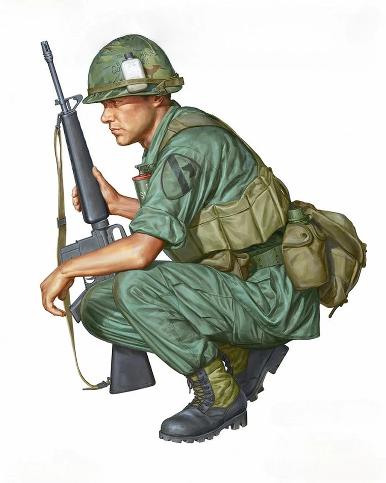 1/16 Vietnam War US Infantryman in Tactical Combat Crouch, Resin Model Figure Kit, Unassembled and Unpainted