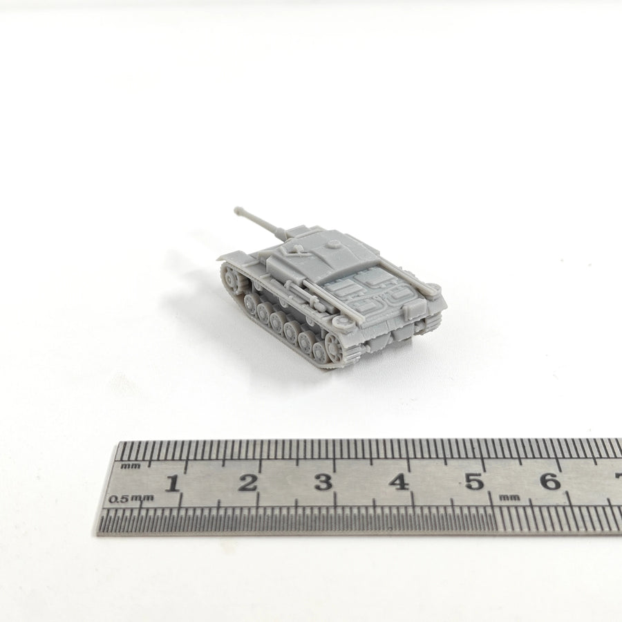 1/144 Scale Stug III Ausf F MODEL KIT