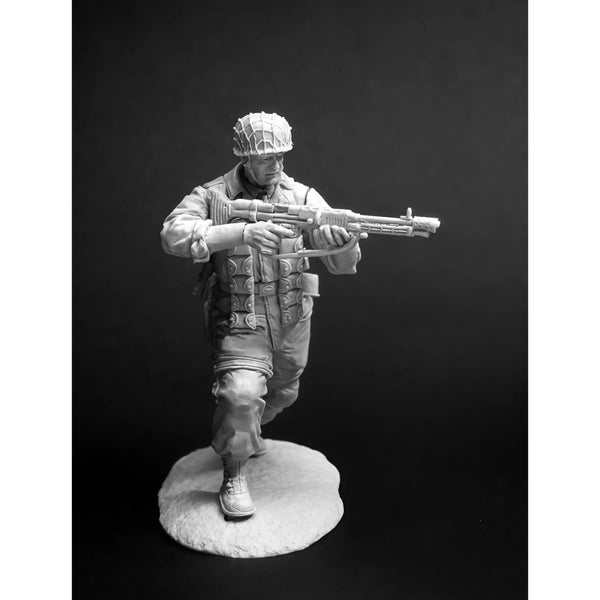 54mm WWII German Paratrooper, Resin Model Figure Kit, Unassembled and Unpainted