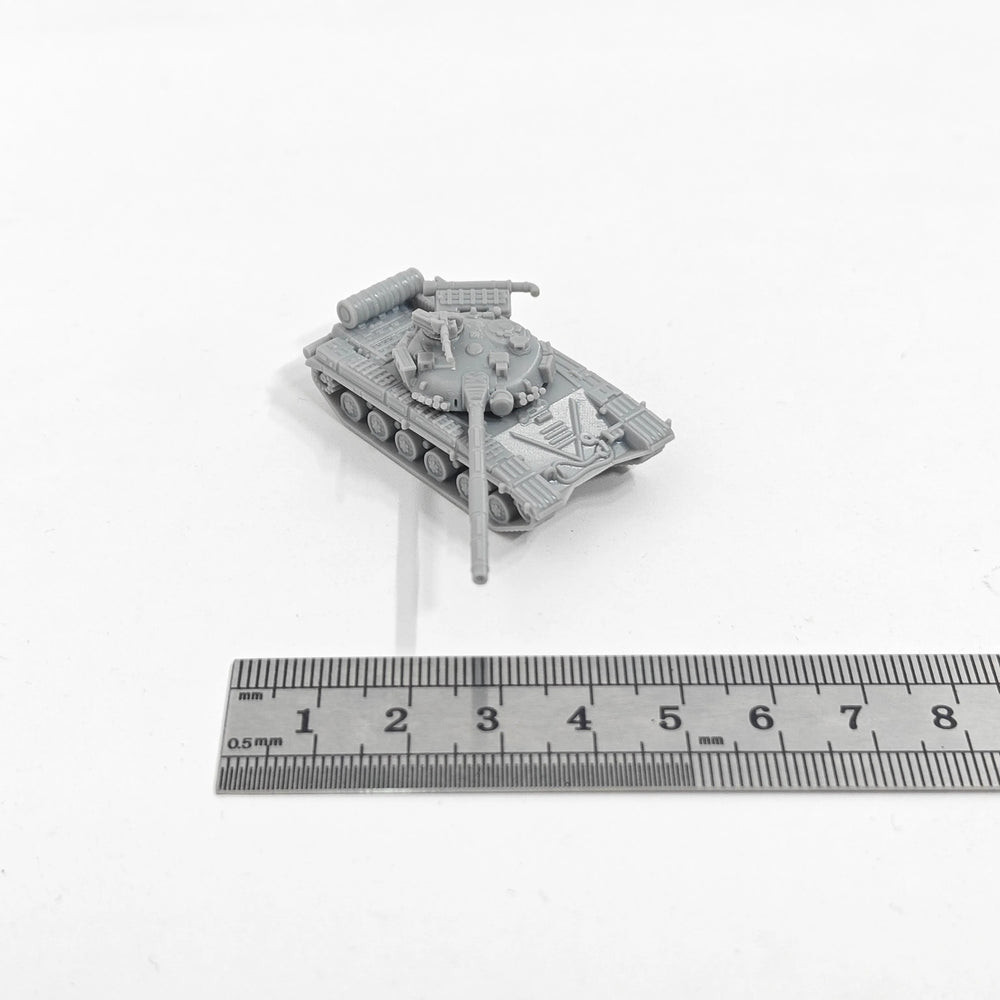 1/144 Cold War T-64A Main Battle Tank, Resin Model Vehicle Kit, Unassembled and Unpainted
